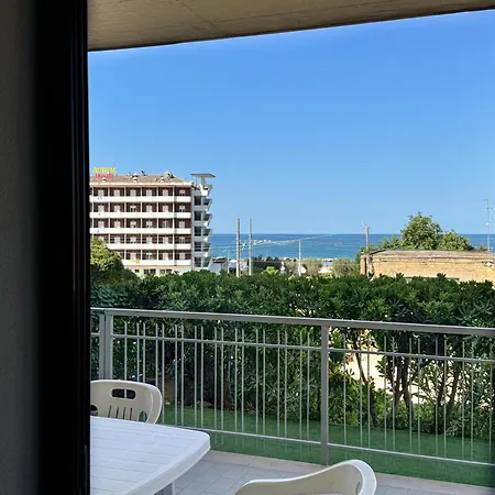 Apartment Elena's - Comfort E Vista Mare A Lido Riccio *